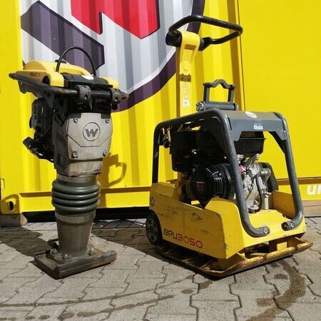 Maschine zur Bodenverdichtung